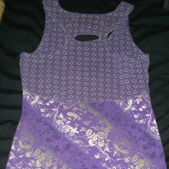Purple and white floral print dress - Picture 3 of 3